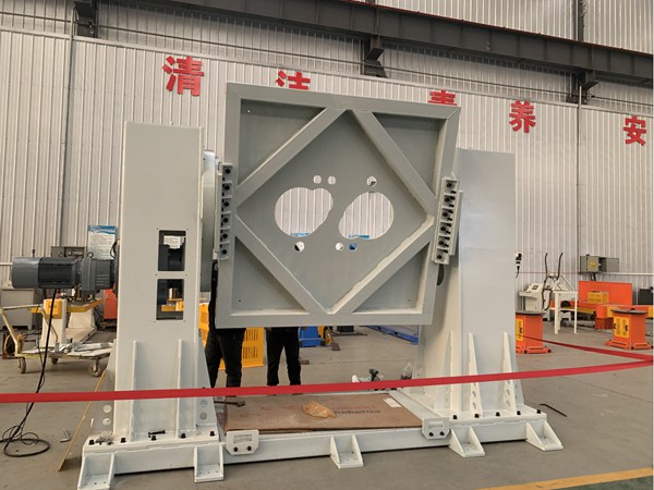 重型焊接變位機(jī)的特點(diǎn)