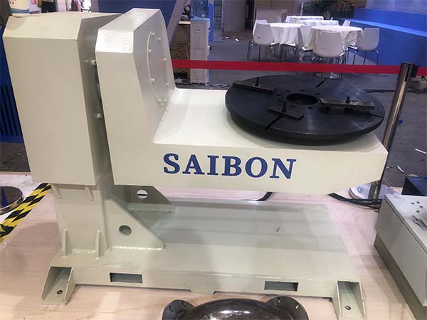 選購(gòu)有品牌實(shí)力的焊接變位機(jī)生產(chǎn)廠家