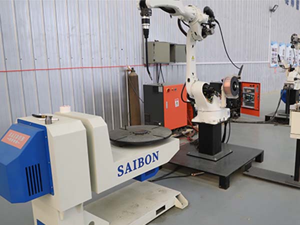 國產(chǎn)焊接變位機技術綜合性強 國產(chǎn)焊接變位機技術綜合性強