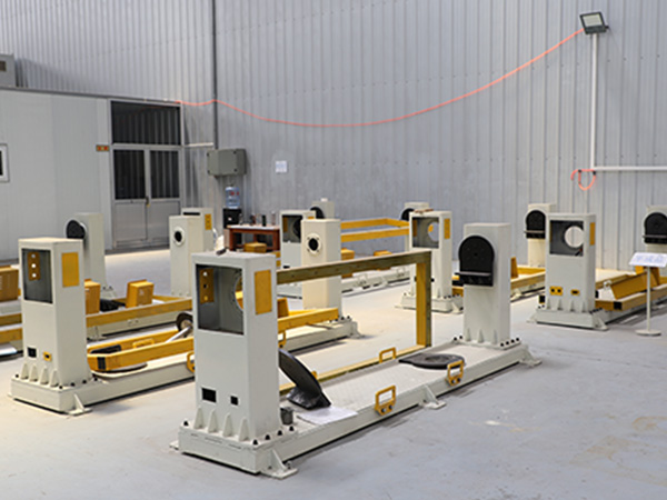 選購(gòu)焊接變位機(jī)的注意事項(xiàng)