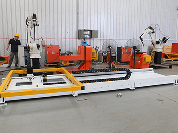 焊接機(jī)器人的外部軸是用來做什么的？