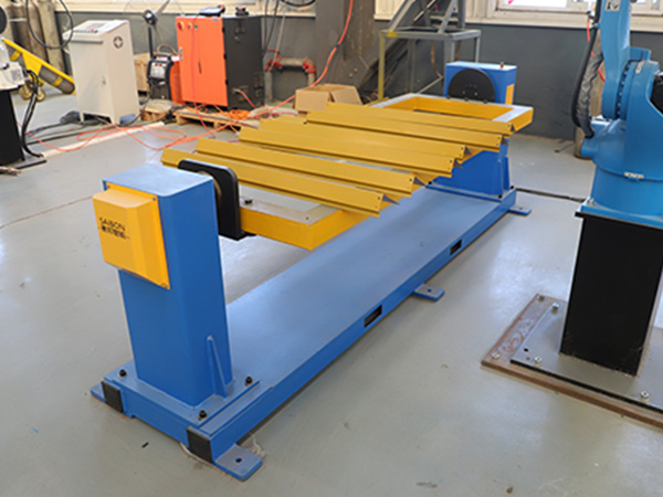 焊接變位機滿足不同工件的焊接 焊接變位機滿足不同工件的焊接