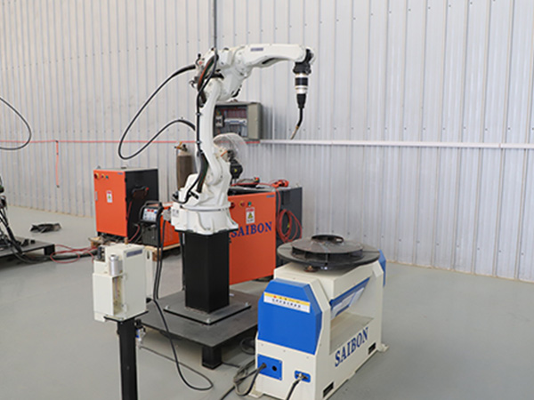 國產(chǎn)機(jī)器人激光焊接機(jī)價(jià)格實(shí)惠