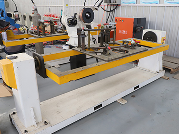 工程結(jié)構(gòu)件使用焊接變位機的優(yōu)勢